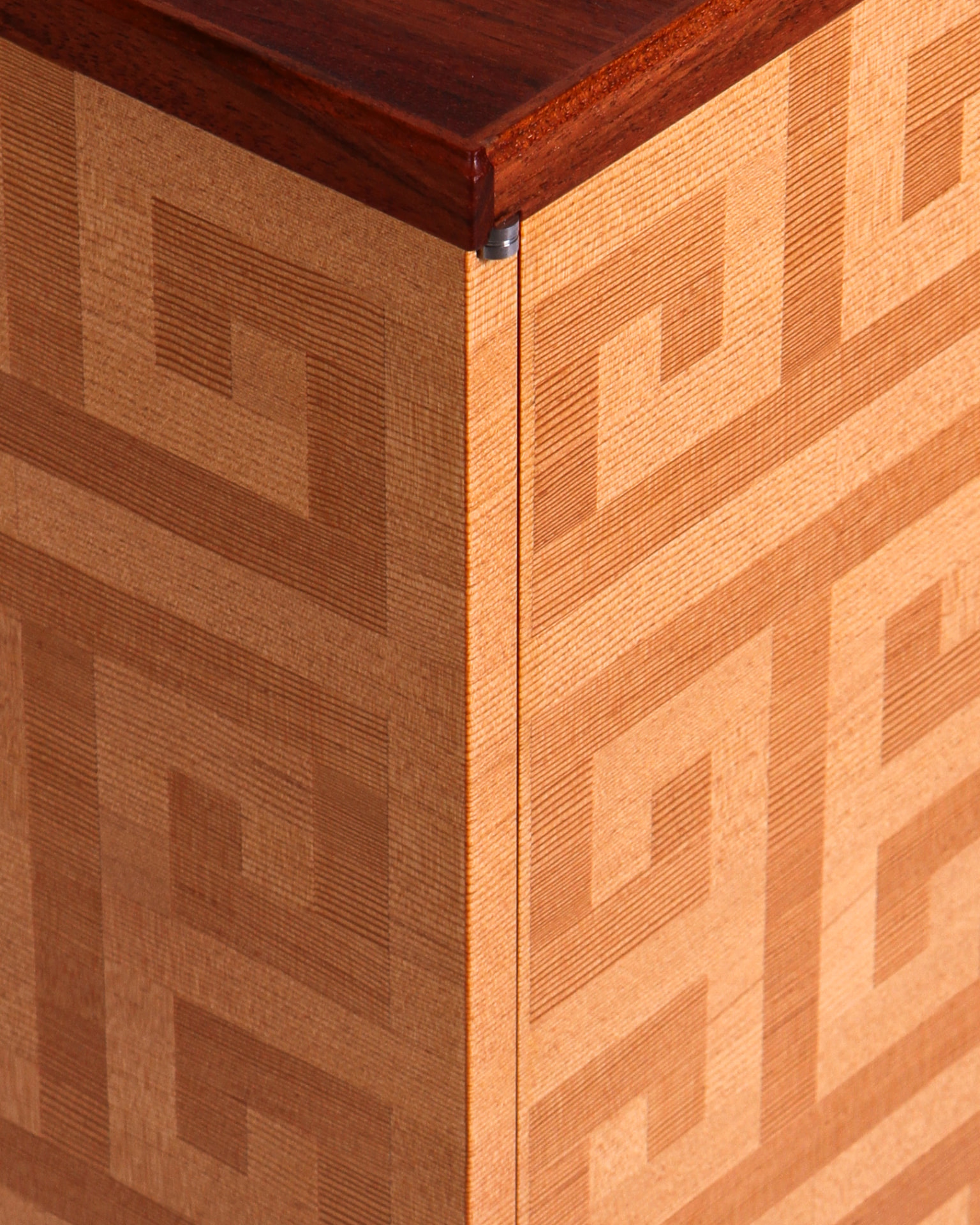GK2 Credenza — view 7