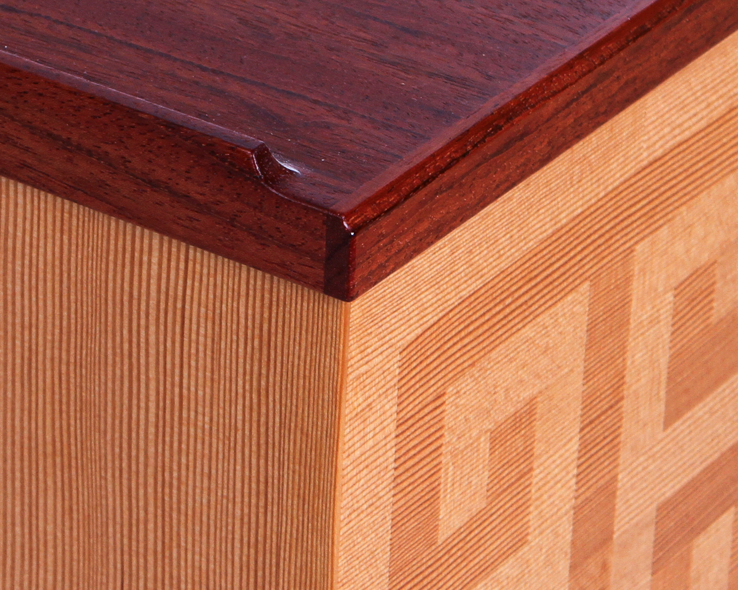 GK2 Credenza — view 5