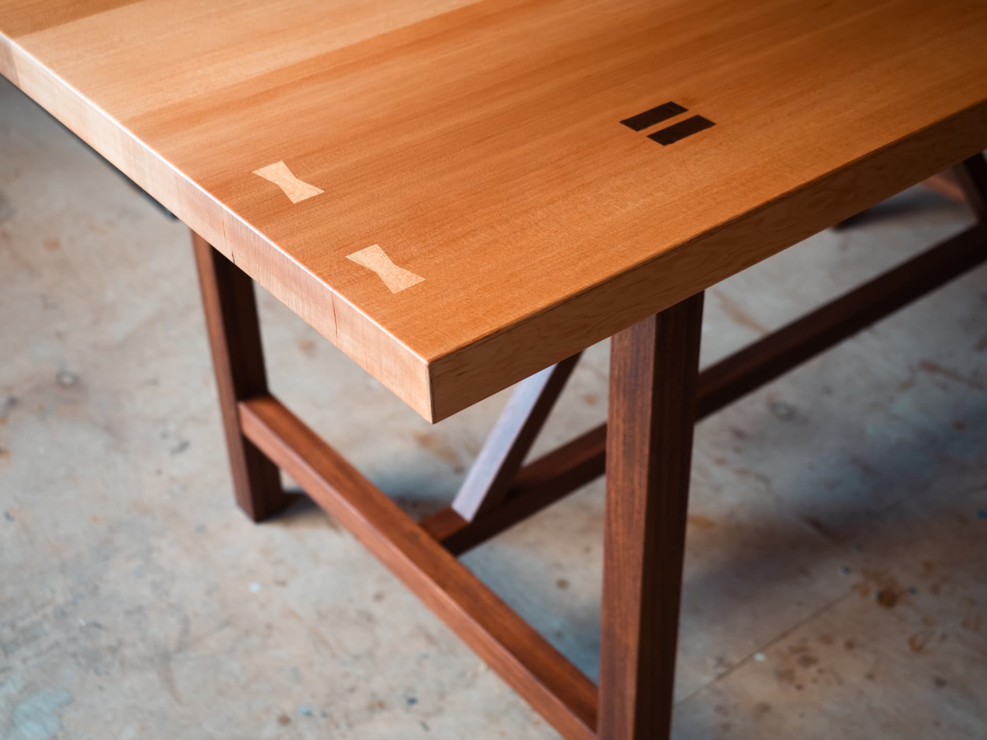 KL Dining Table — view 3