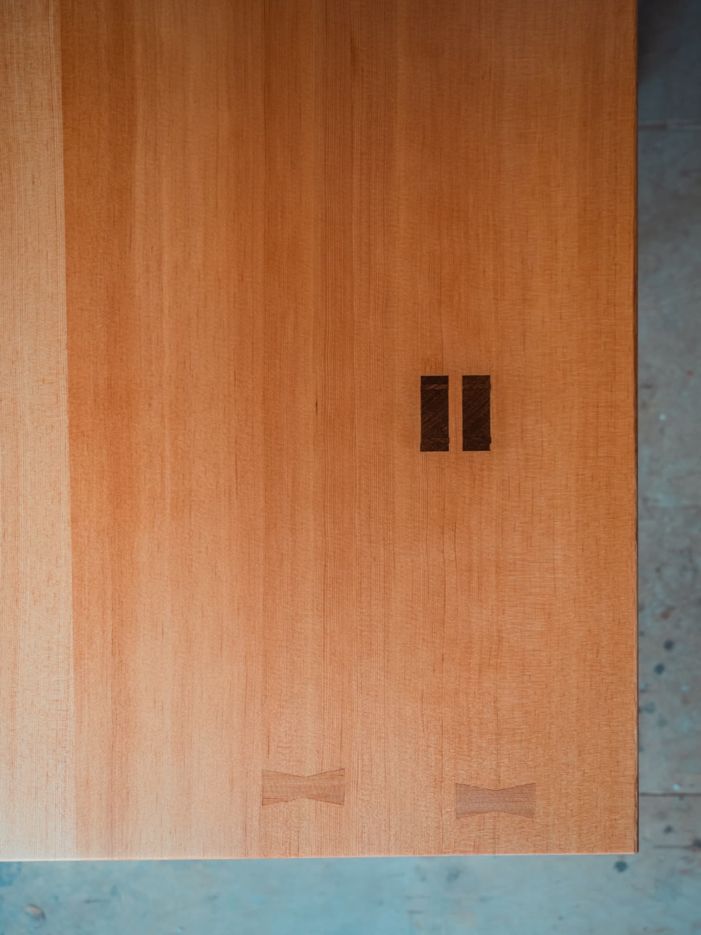 KL Dining Table — view 5